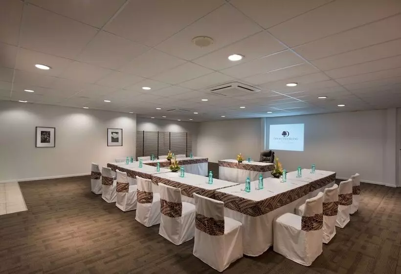 Doubletree Resort By Hilton Hotel Fiji   Sonaisali Island