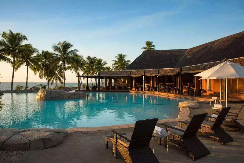 Doubletree Resort By Hilton Hotel Fiji   Sonaisali Island