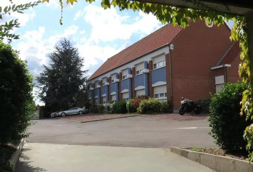 Отель Logis   Belle Hôtel, Lille Ouest