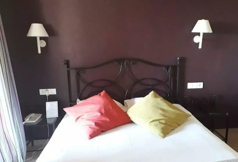 בית מלון כפרי Castel 'Provence