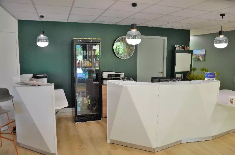 Отель The Originals City, Hôtel Amys, Tarbes Sud