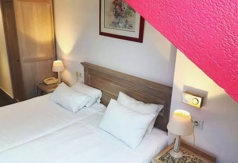 Brit Hotel Aux Sacres Reims Centre