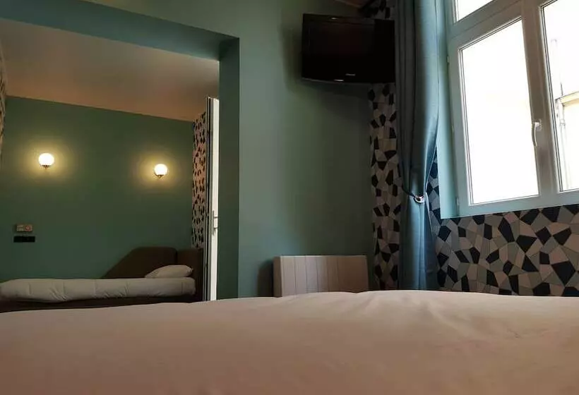 Brit Hotel Aux Sacres Reims Centre