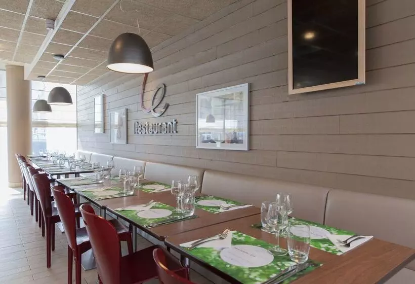 호텔 Campanile Prime Paris 19   La Villette