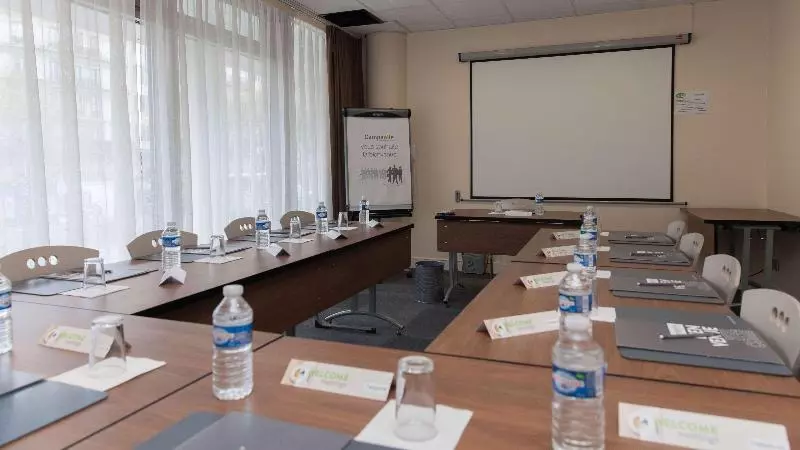 호텔 Campanile Prime Paris 19   La Villette