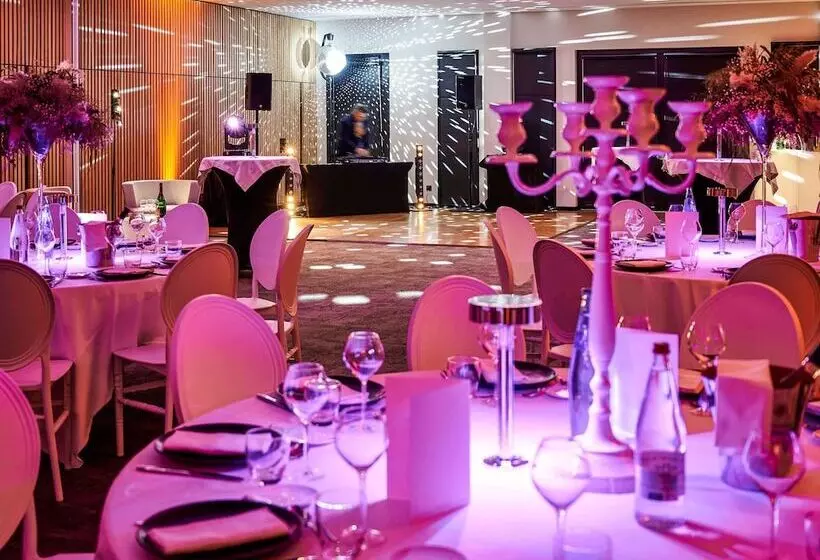 호텔 De La Cité & Spa Mgallery