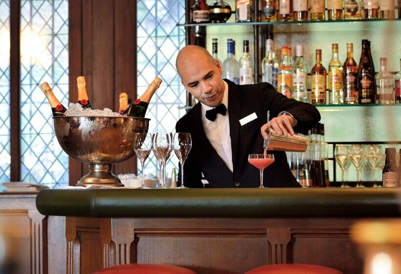 هتل De La Cité & Spa Mgallery