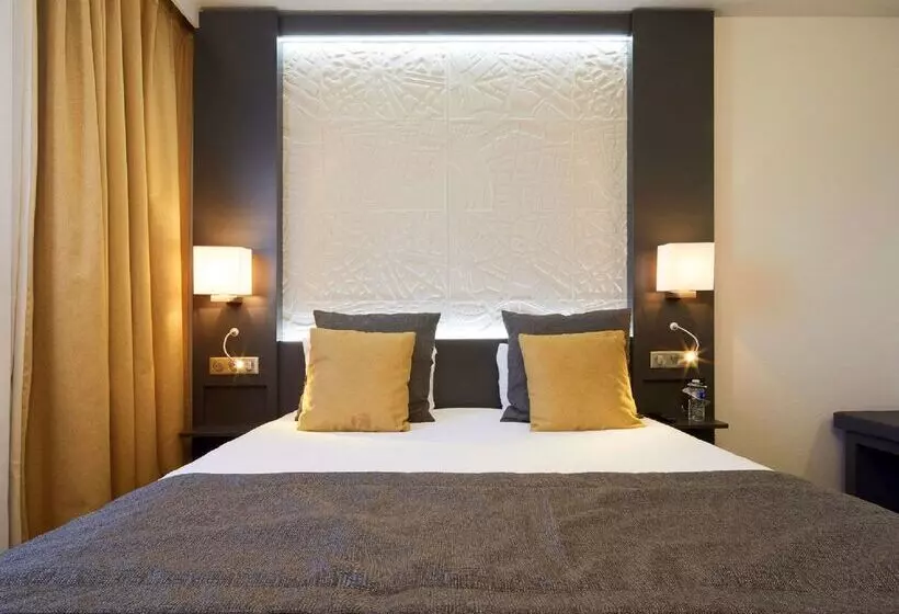 Отель Kyriad Paris Ouest Bezons La Défense