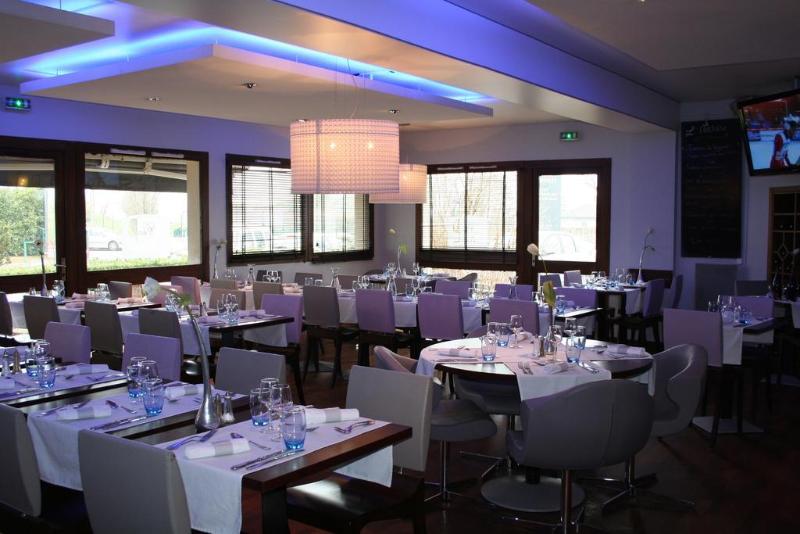 Hotel Kyriad Dijon Est  Mirande