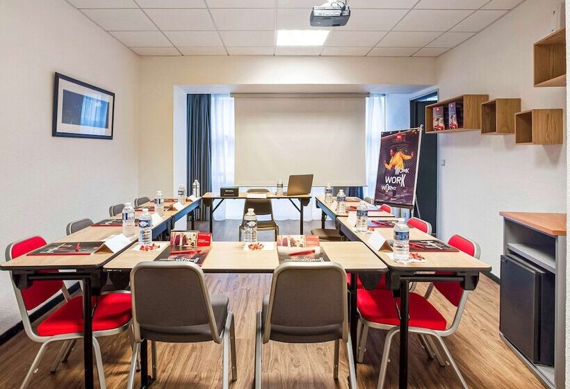 Hotelli Ibis Lorient Centre Gare