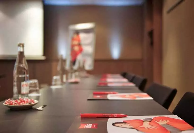 호텔 Ibis Lorient Centre Gare