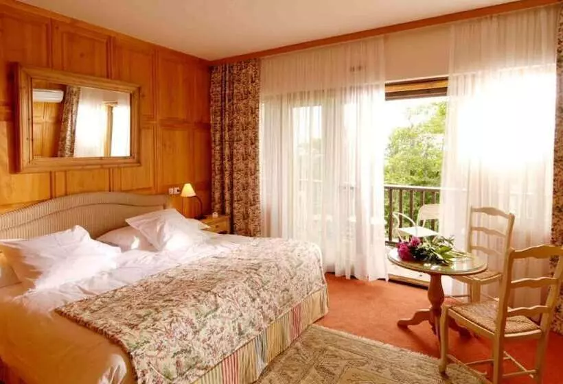 ホテル Le Clos Saint Vincent