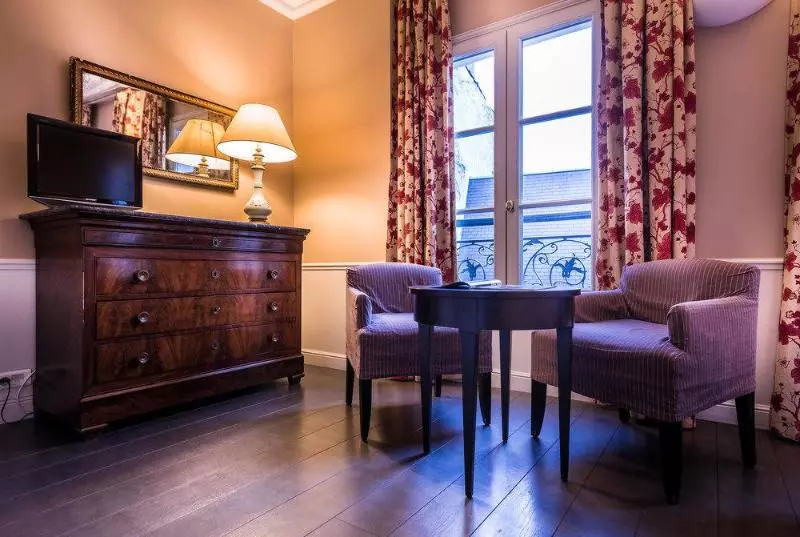 ホテル Le Lavoisier