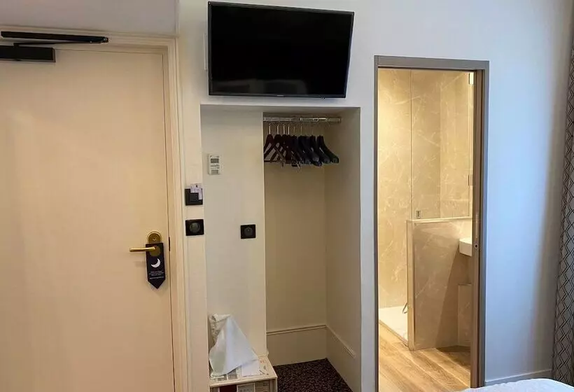 هتل Louvre Sainte Anne