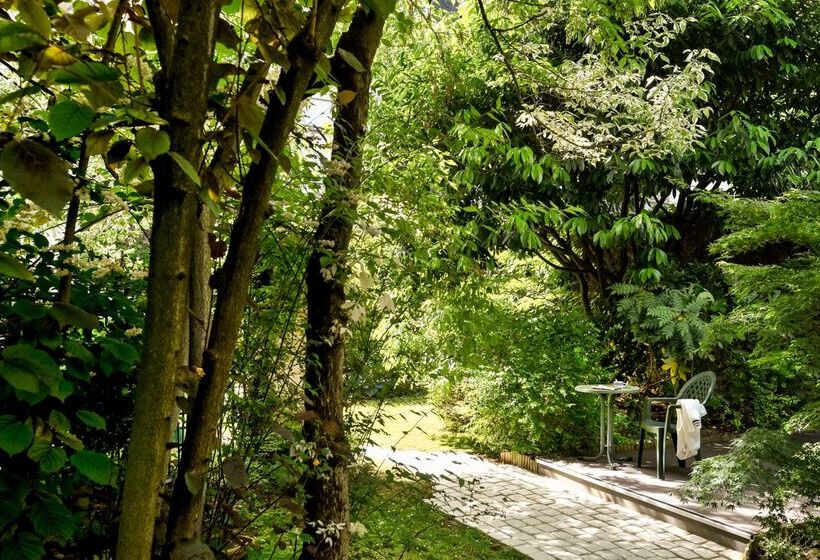 هتل Abaca Messidor By Happyculture