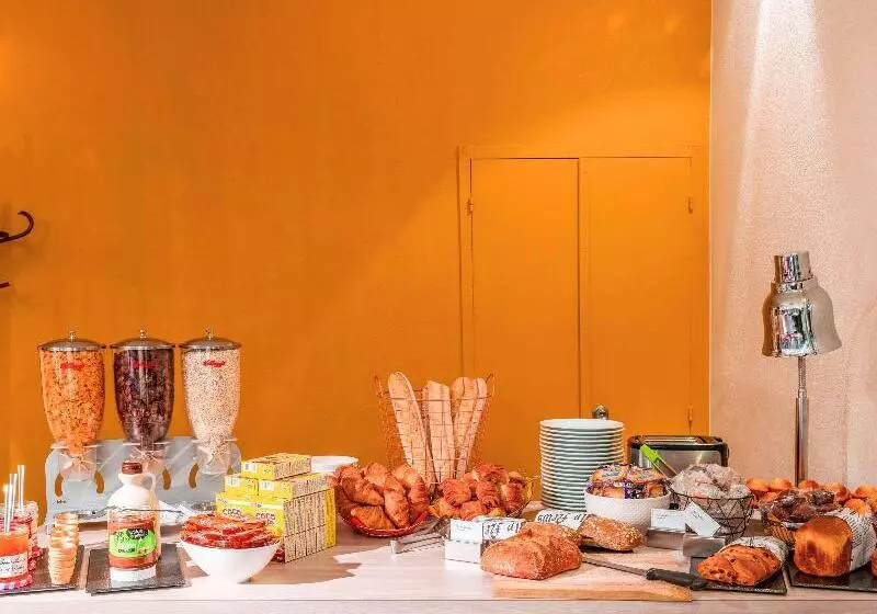 Отель Ibis Styles Beauvais