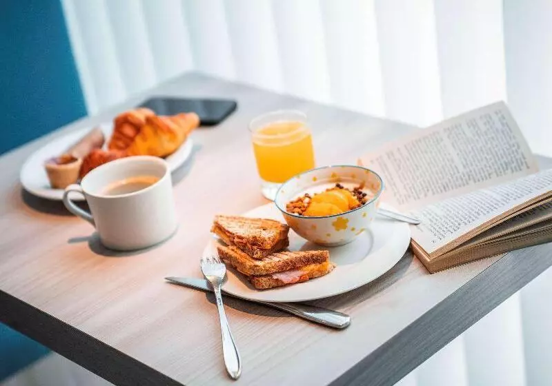 Отель Ibis Styles Beauvais