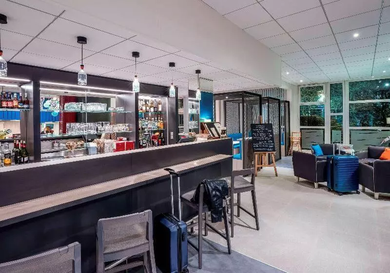 Отель Ibis Styles Beauvais