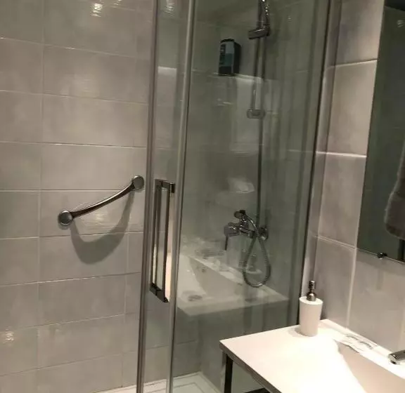 Отель Le Noirlac