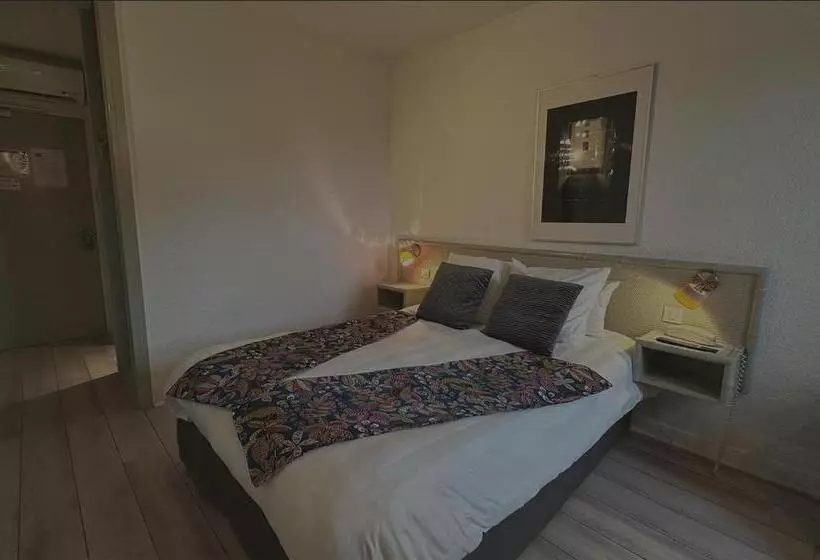 Отель Le Noirlac