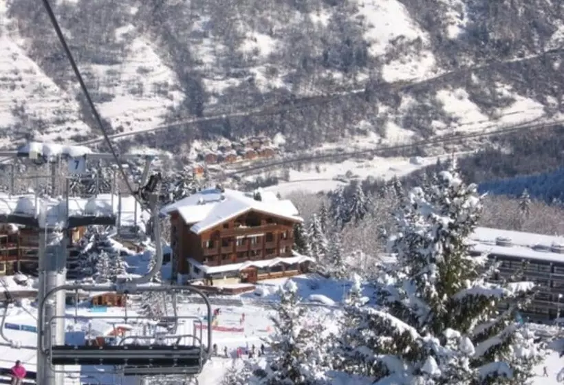 בית מלון כפרי Les Flocons