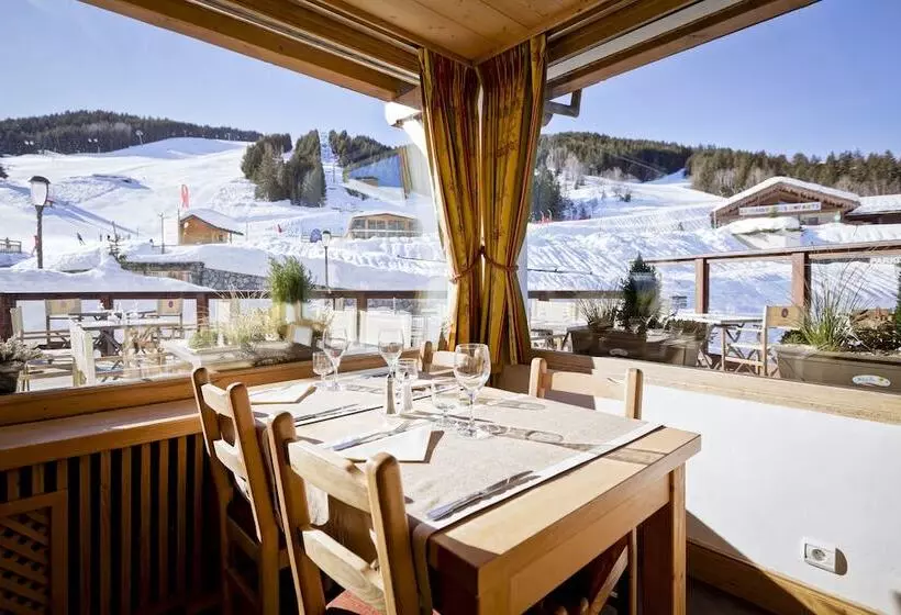 בית מלון כפרי Les Flocons