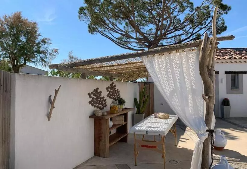 Hotell Lodge Sainte Helene Adult Only