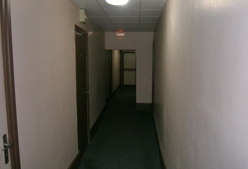 فندق Logis Hôtel Saint Jacques