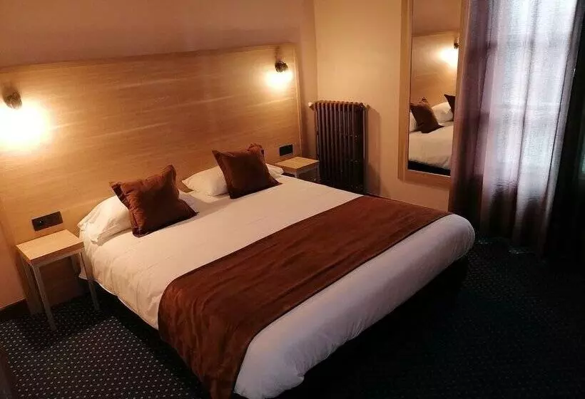 酒店 Logis Hôtel Saint Jacques