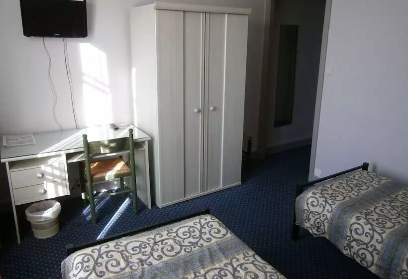 酒店 Logis Hôtel Saint Jacques