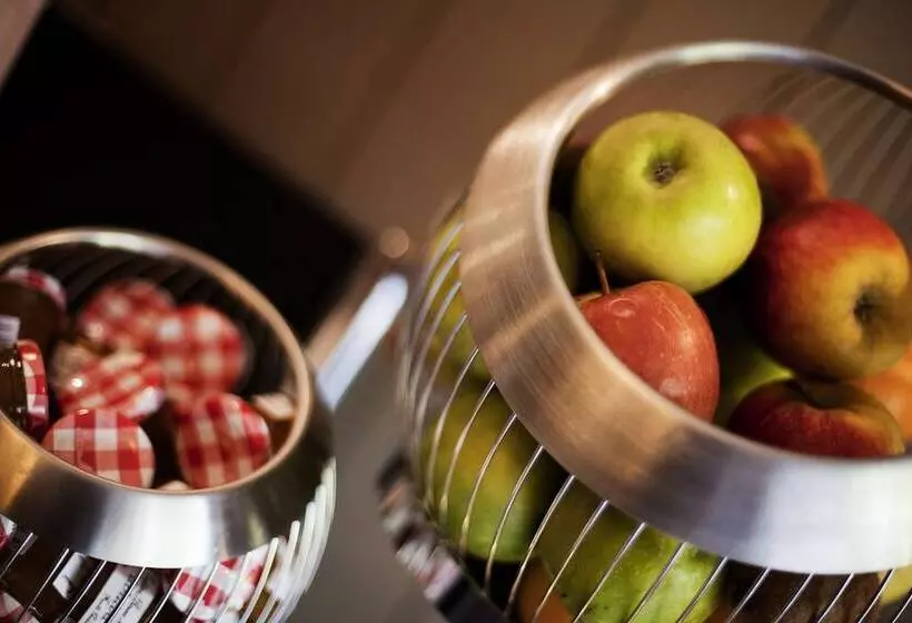 Отель Mercure Deauville Centre