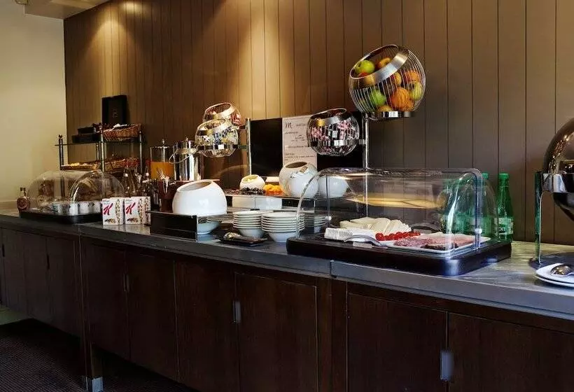 Отель Mercure Deauville Centre