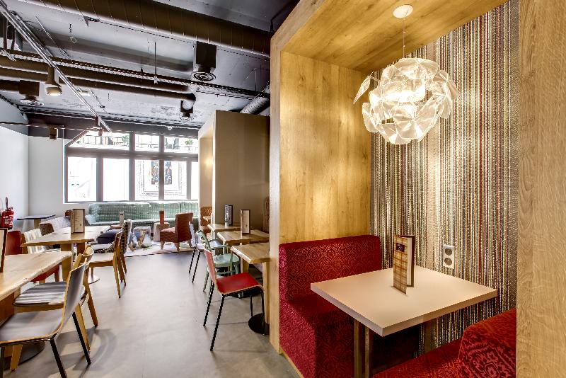 هتل Hôtel Mercure Paris Centre Gare Montparnasse