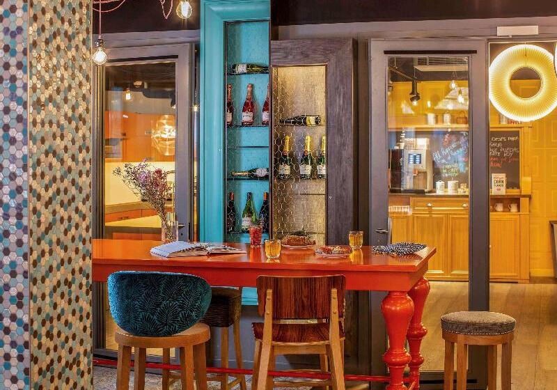 هتل Hôtel Mercure Paris Centre Gare Montparnasse