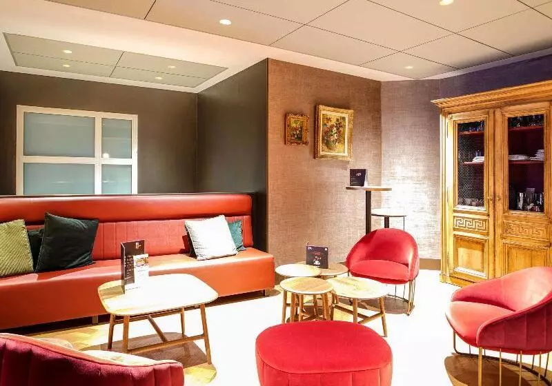 Отель Mercure Rennes Centre Place Bretagne