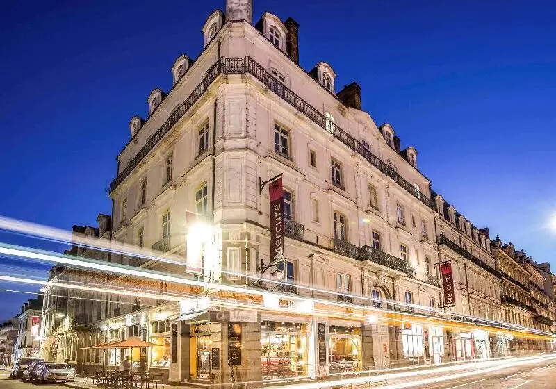 Отель Mercure Rennes Centre Place Bretagne