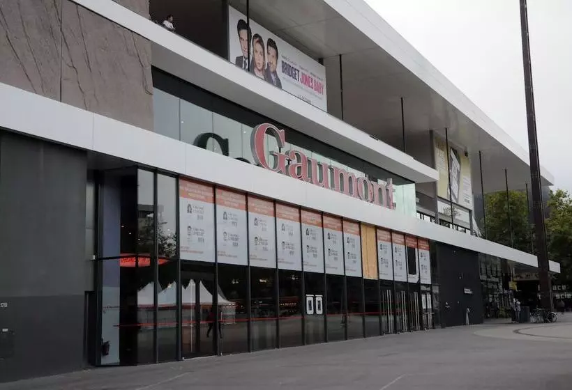 Отель Mercure Rennes Centre Place Bretagne