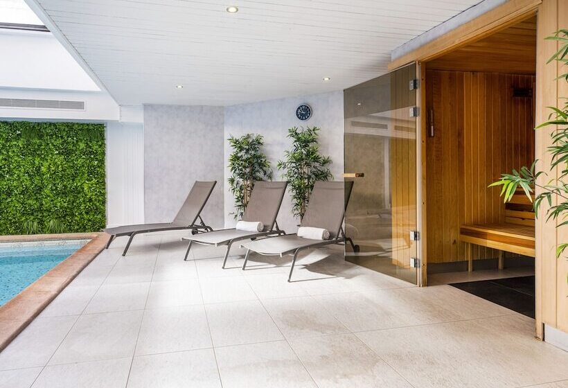 ホテル Nice Riviera