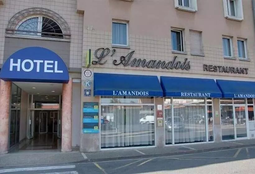 فندق Restaurant L Amandois