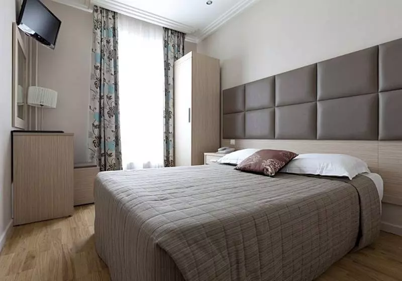 ホテル Riviera Renovated