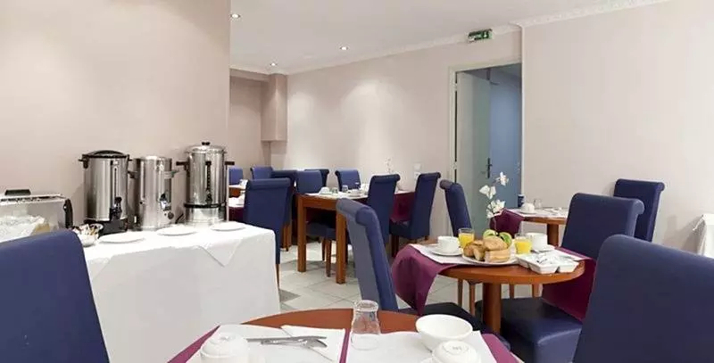 ホテル Riviera Renovated