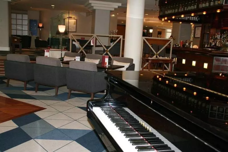 Отель Célestins Spa Thermal & Hôtel By Vy Resort