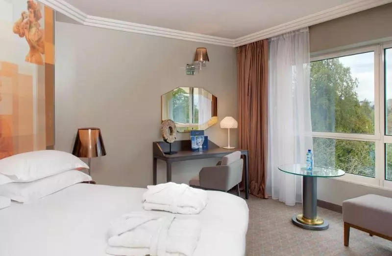 Отель Célestins Spa Thermal & Hôtel By Vy Resort