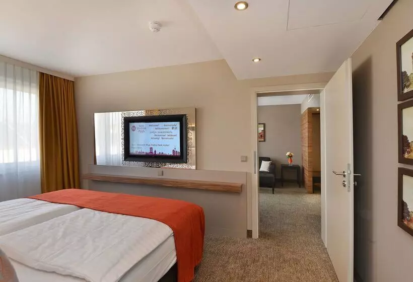 Отель Best Western Plus Delta Park