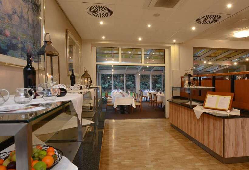 Отель Best Western Plus Delta Park