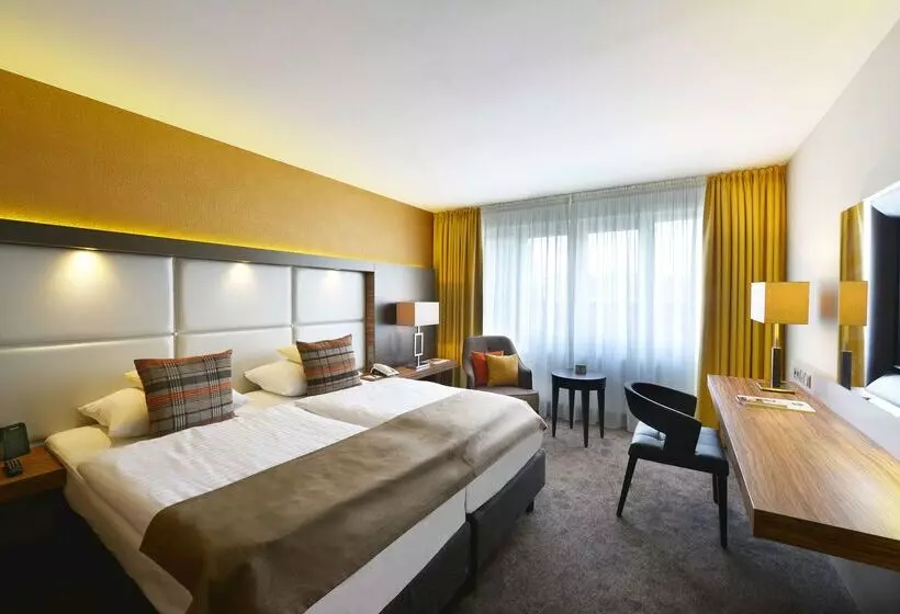 Отель Best Western Plus Delta Park