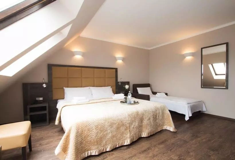 هتل Delta Am Potsdamer Platz