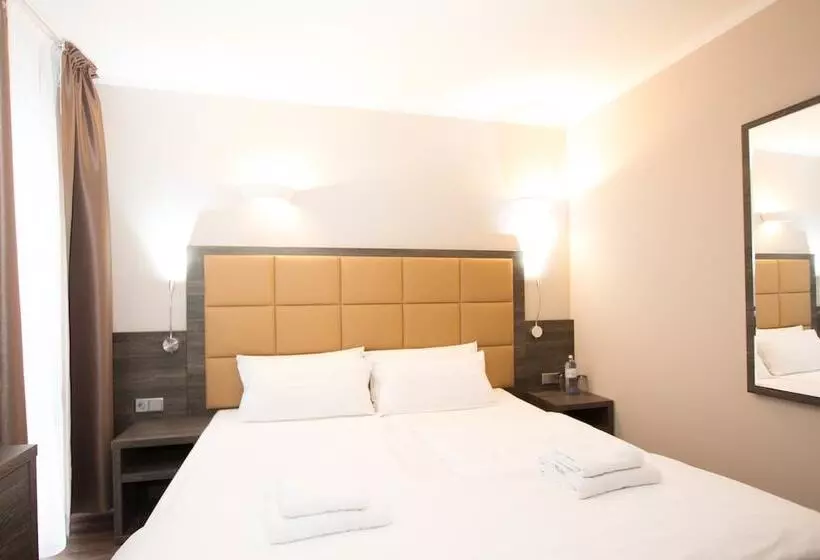 هتل Delta Am Potsdamer Platz