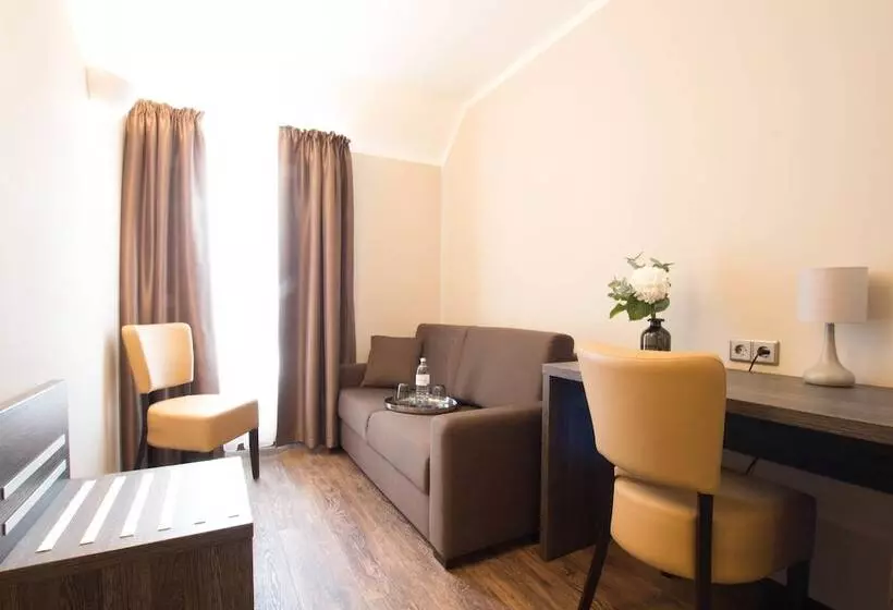 هتل Delta Am Potsdamer Platz