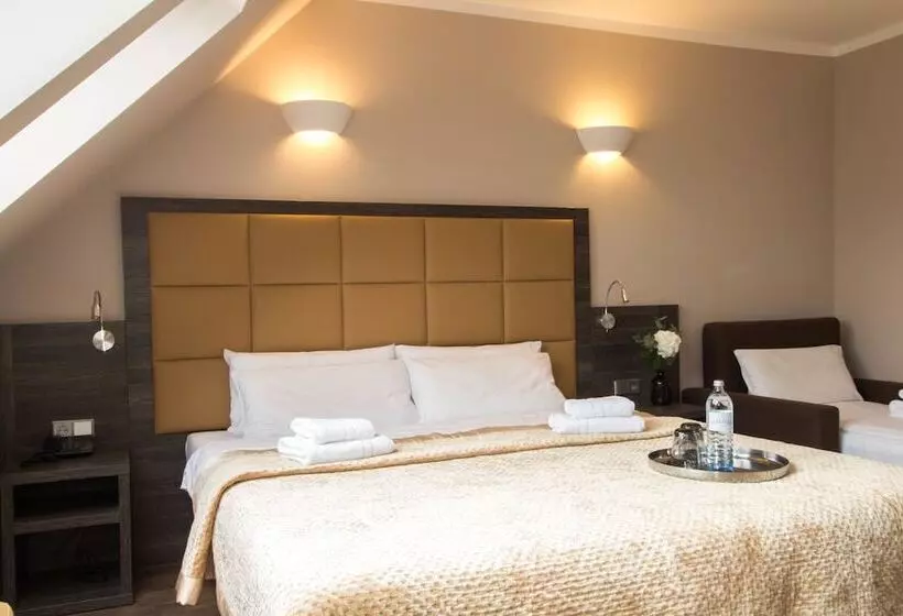 هتل Delta Am Potsdamer Platz